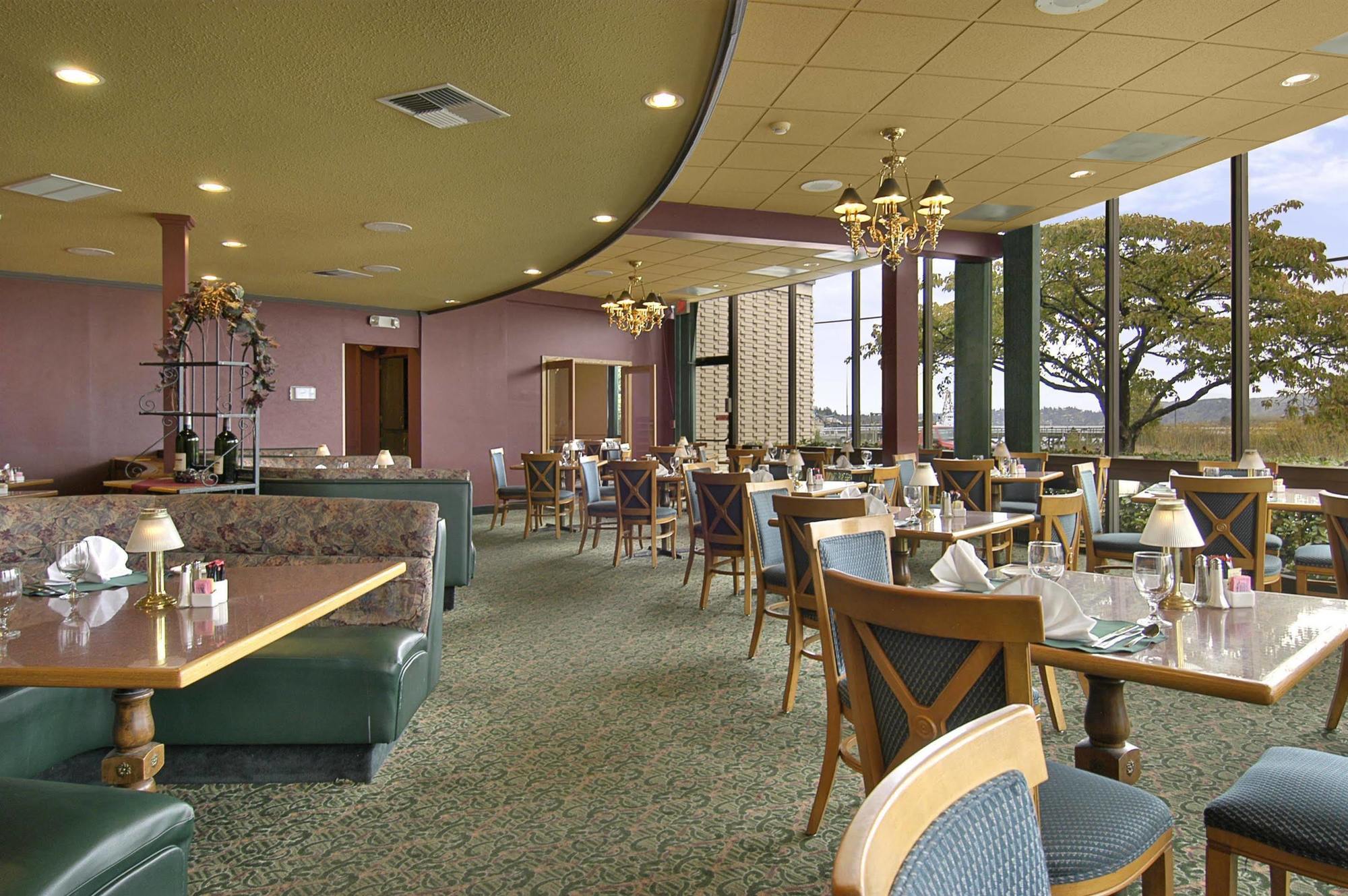 Red Lion Hotel Coos Bay Exterior foto